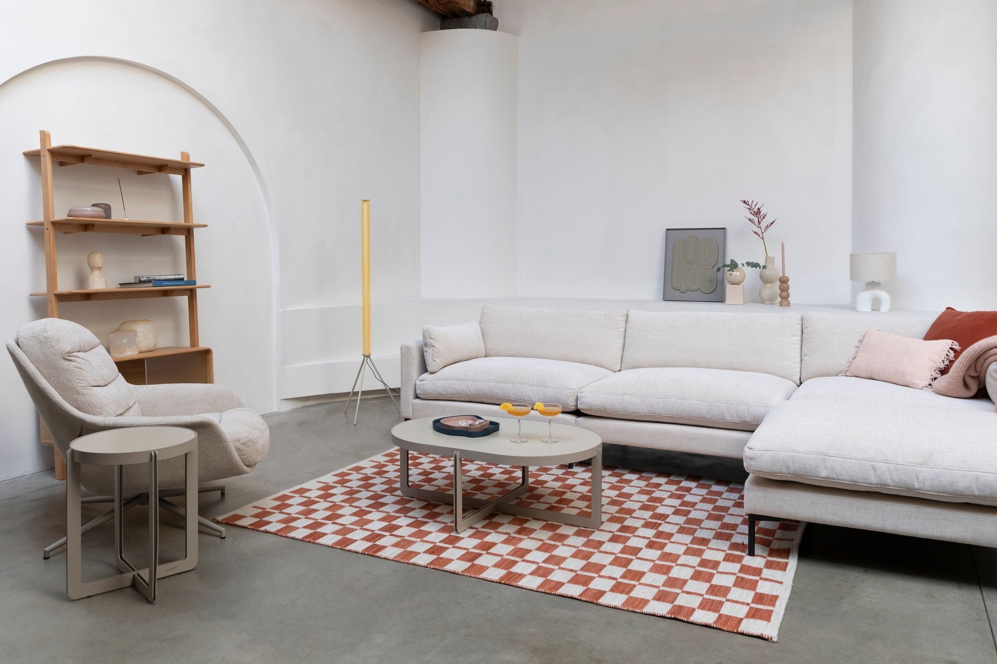 Zuiver Rise Natural Oak Wood & Ribbed Glass Display Unit